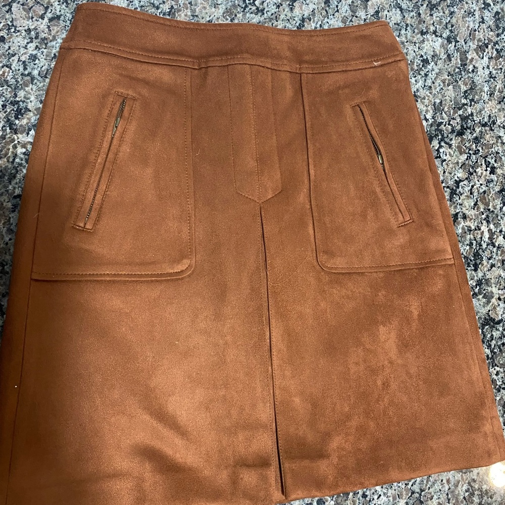 Brown 0P suede skirt in good condition